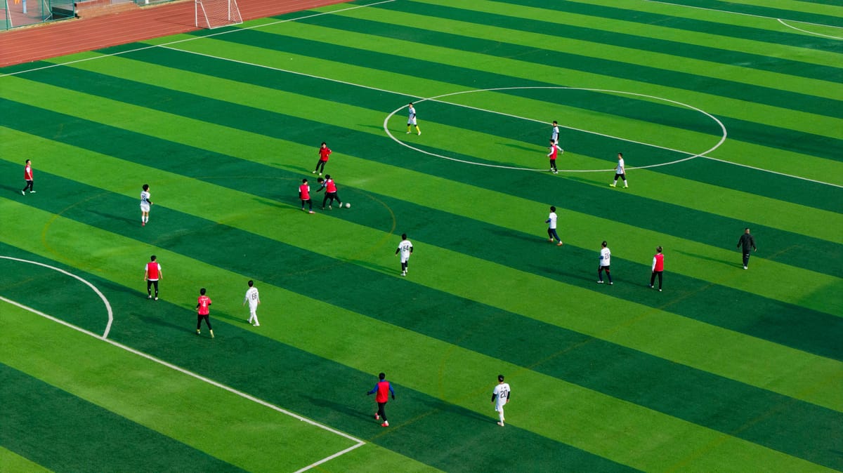 4-3-3 Formation Guide: Modern Tactical Breakdown